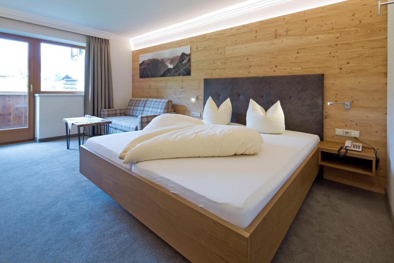 Hotel Bergland แพร์ทีเซา ภายนอก รูปภาพ