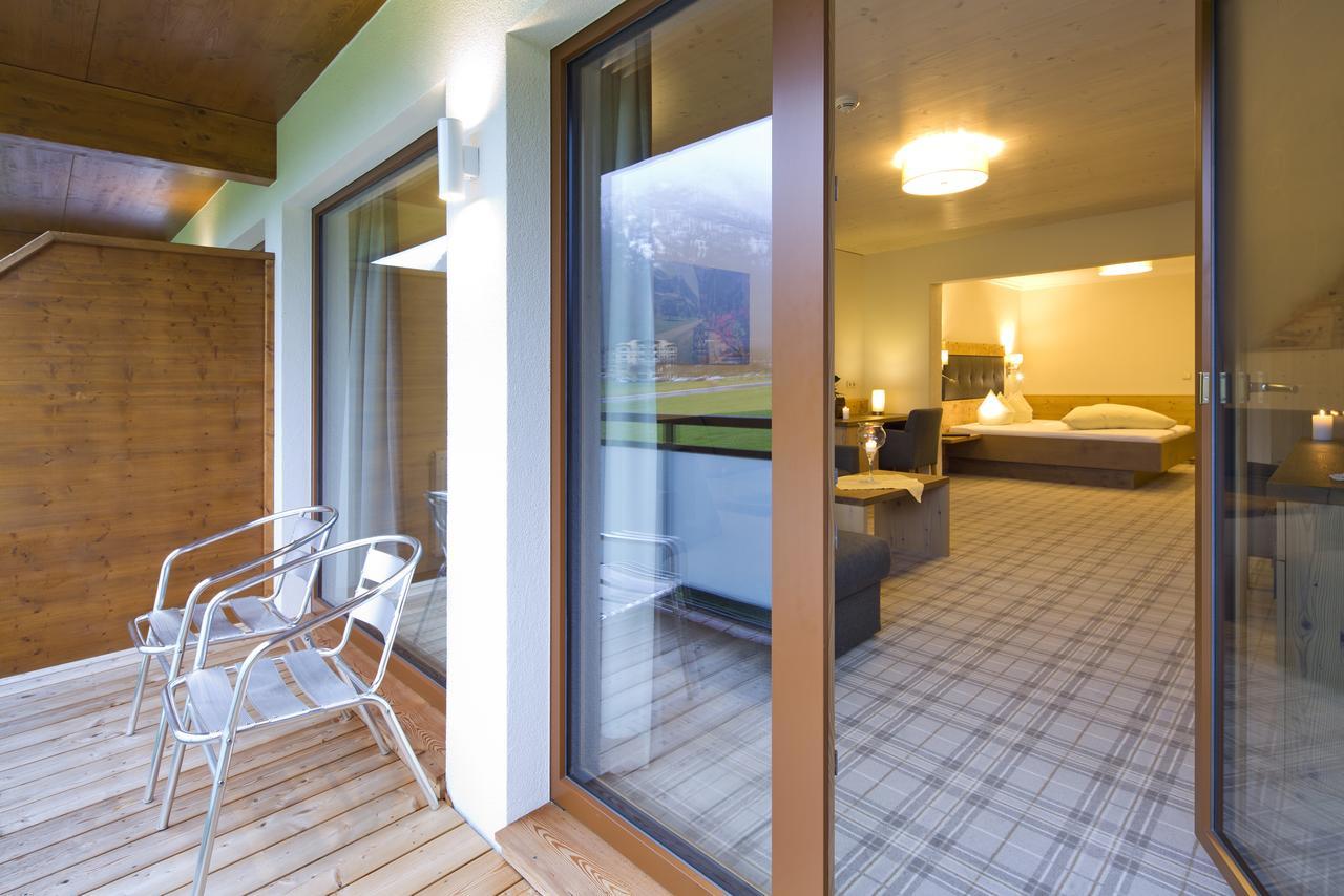 Hotel Bergland แพร์ทีเซา ภายนอก รูปภาพ