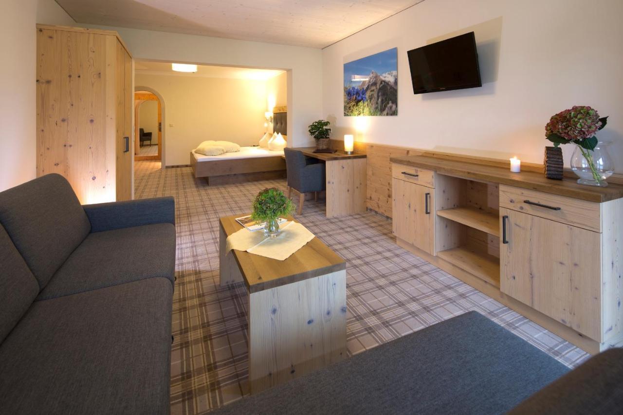 Hotel Bergland แพร์ทีเซา ภายนอก รูปภาพ